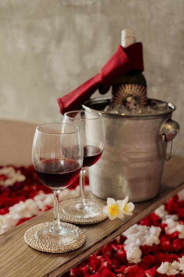 Suarga Loka Ubud Villa Buitenkant foto