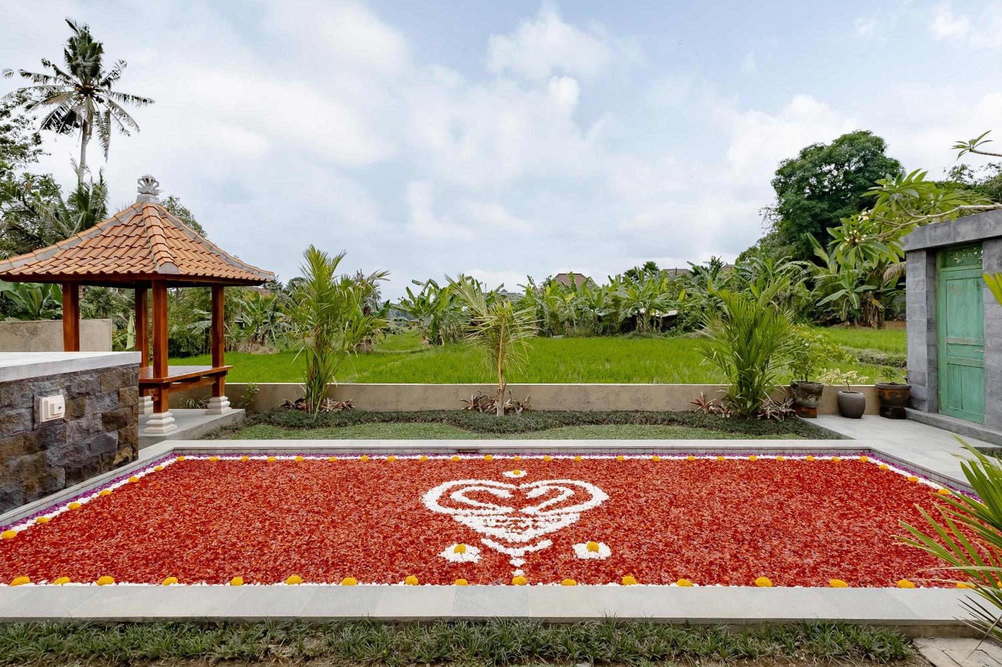 Suarga Loka Ubud Villa Buitenkant foto